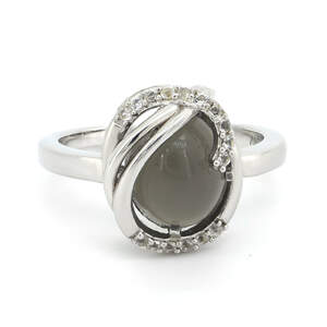 Серебряное кольцо 925 пробы 4,4 гр. с бразильским серым Лунным камнем и топазами из США 3,29 карат