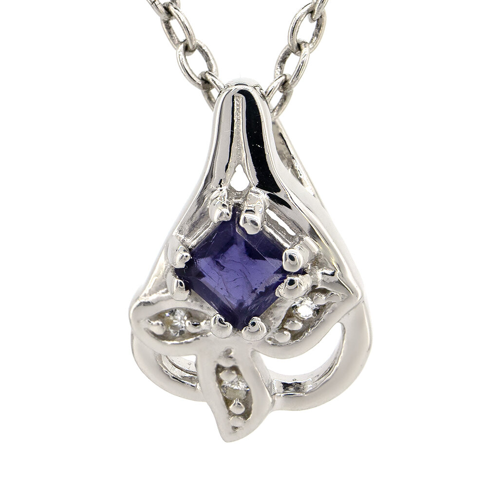 Срібна підвіска 925 проби 1,65 г з танзанійським іолітом та білими топазами з США 0,35 карат Срібна підвіска 925 проби 1,65 г з танзанійським іолітом та білими топазами з США 0,35 карат