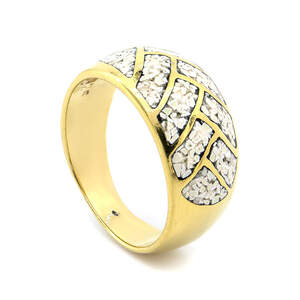 Каблучка в позолоті 750 проби з ювелірною емаллю Каблучка в позолоті 750 проби з ювелірною емаллю