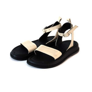 Босоножки женские, бежевого цвета из натуральной кожи Босоножки женские, бежевого цвета из натуральной кожи