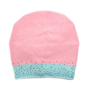 Жіноча шапка стилю Casual у кольоровій комбінації: рожевого та блакитного з кристалами