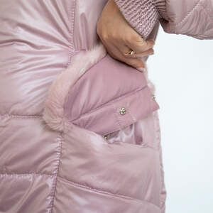 Жіноча куртка ARKTICA з хутром, кольору Pudra