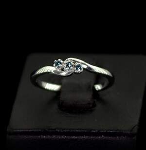 Серебряное кольцо 925 пробы 1,5 г с Турмалінами Nano 0,06 карат Серебряное кольцо 925 пробы 1,5 г с Турмалінами Nano 0,06 карат