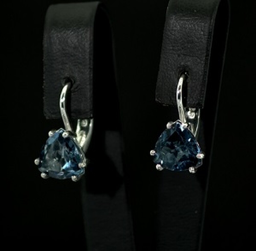 Срібні сережки 925 проби 4,26 г з Топазами Лондон Блу 5,5 карат Срібні сережки 925 проби 4,26 г з Топазами Лондон Блу 5,5 карат