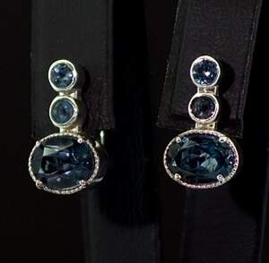 Серебряные серьги 925 пробы 4,81 г с Топазами Лондон Блу со США 4,08 карат Серебряные серьги 925 пробы 4,81 г с Топазами Лондон Блу со США 4,08 карат