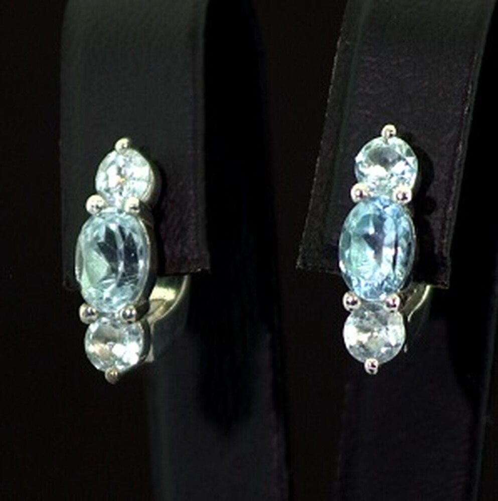 Серебряные серьги 925 пробы 4,06 г с голубыми Топазами 4,78 карат Серебряные серьги 925 пробы 4,06 г с голубыми Топазами 4,78 карат