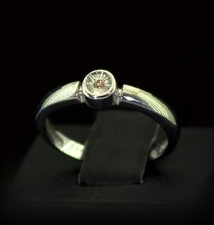 Серебряное кольцо 925 пробы 1,9 г с Діамантом Кр 57 4/5 0.01 карат