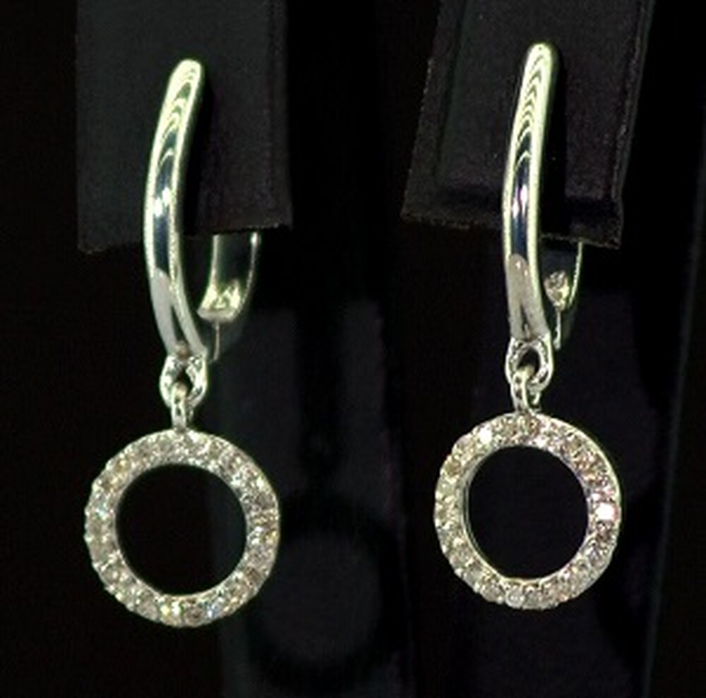 Серебряные серьги 925 пробы 2,57 г с Діамантами Кр 57 4/5 0.22 карат Серебряные серьги 925 пробы 2,57 г с Діамантами Кр 57 4/5 0.22 карат