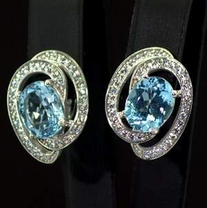 Серебряные серьги 925 пробы 6,75 г с голубыми Топазами и фианитами 7,27 карат