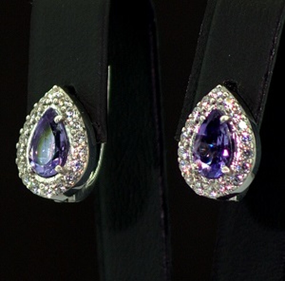 Срібні сережки 925 проби 4,43 г з бразильськими Аметистами та фіанітами 2,6 карат Срібні сережки 925 проби 4,43 г з бразильськими Аметистами та фіанітами 2,6 карат