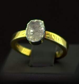 Серебряное кольцо 925 пробы в позолоте 3,46 г с Діамантом 1кр 5/9 3,6 карат