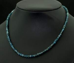 Ожерелье з Апатитами 47,5 карат, 42+4 см
