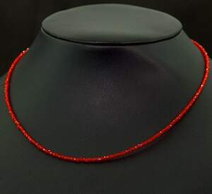 Ожерелье со Шпінеллю красного цвета 11,85 карат 38+4 см