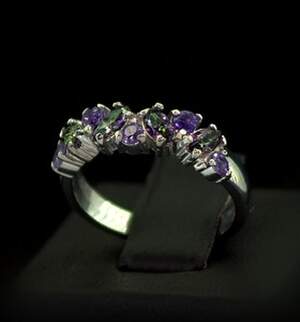 Серебряное кольцо 925 пробы 2,98 г с мистическими Топазами и бразильскими Аметистами 0,9 карат Серебряное кольцо 925 пробы 2,98 г с мистическими Топазами и бразильскими Аметистами 0,9 карат