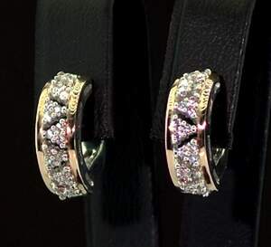 Серебряные серьги 925 пробы с позолотой 375 пробы 4,74 г с белыми Фианитами 1,15 карат Серебряные серьги 925 пробы с позолотой 375 пробы 4,74 г с белыми Фианитами 1,15 карат