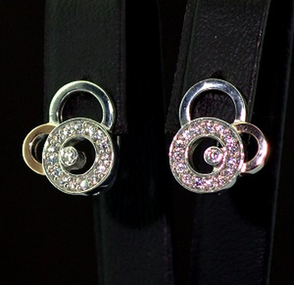 Серебряные серьги 925 пробы с позолотой 375 пробы 4,15 г с белыми Фианитами 0,6 карат Серебряные серьги 925 пробы с позолотой 375 пробы 4,15 г с белыми Фианитами 0,6 карат