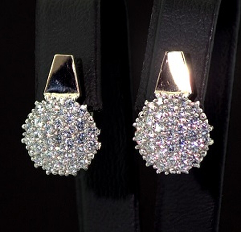 Серебряные серьги 925 пробы с позолотой 375 пробы 5,51 г с белыми Фианитами 2,5 карат Серебряные серьги 925 пробы с позолотой 375 пробы 5,51 г с белыми Фианитами 2,5 карат