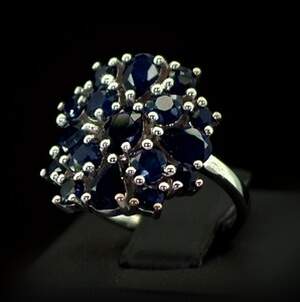 Серебряное кольцо 925 пробы 5,02 гр. с голубыми шри-ланкийскими Сапфирами класса АААА 5,2 карат