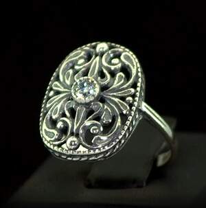Серебряное кольцо 925 пробы 3,62 г с цирконом 0,5 карат