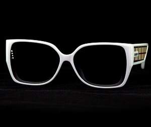 Солнцезащитные очки  Limited edition с поляризацией  в белый оправі, репліка Burberry