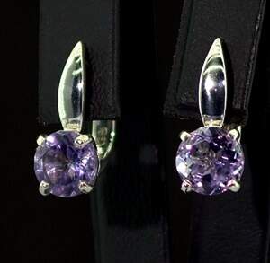 Серебряные серьги 925 пробы 3,95 г с бразильскими Аметистами 3,82 карат