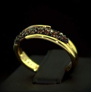 Серебряное кольцо 925 пробы 2,56 гр. с красными австралийскими Бриллиантами VVS1 0,2 карат