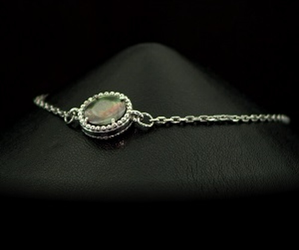 Срібний браслет 925 проби 2,33 г з чорним Перламутром 1,3 карат Срібний браслет 925 проби 2,33 г з чорним Перламутром 1,3 карат