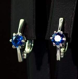 Срібні сережки 925 проби 3,1 г з Топазами Nano 0,8 карат Срібні сережки 925 проби 3,1 г з Топазами Nano 0,8 карат