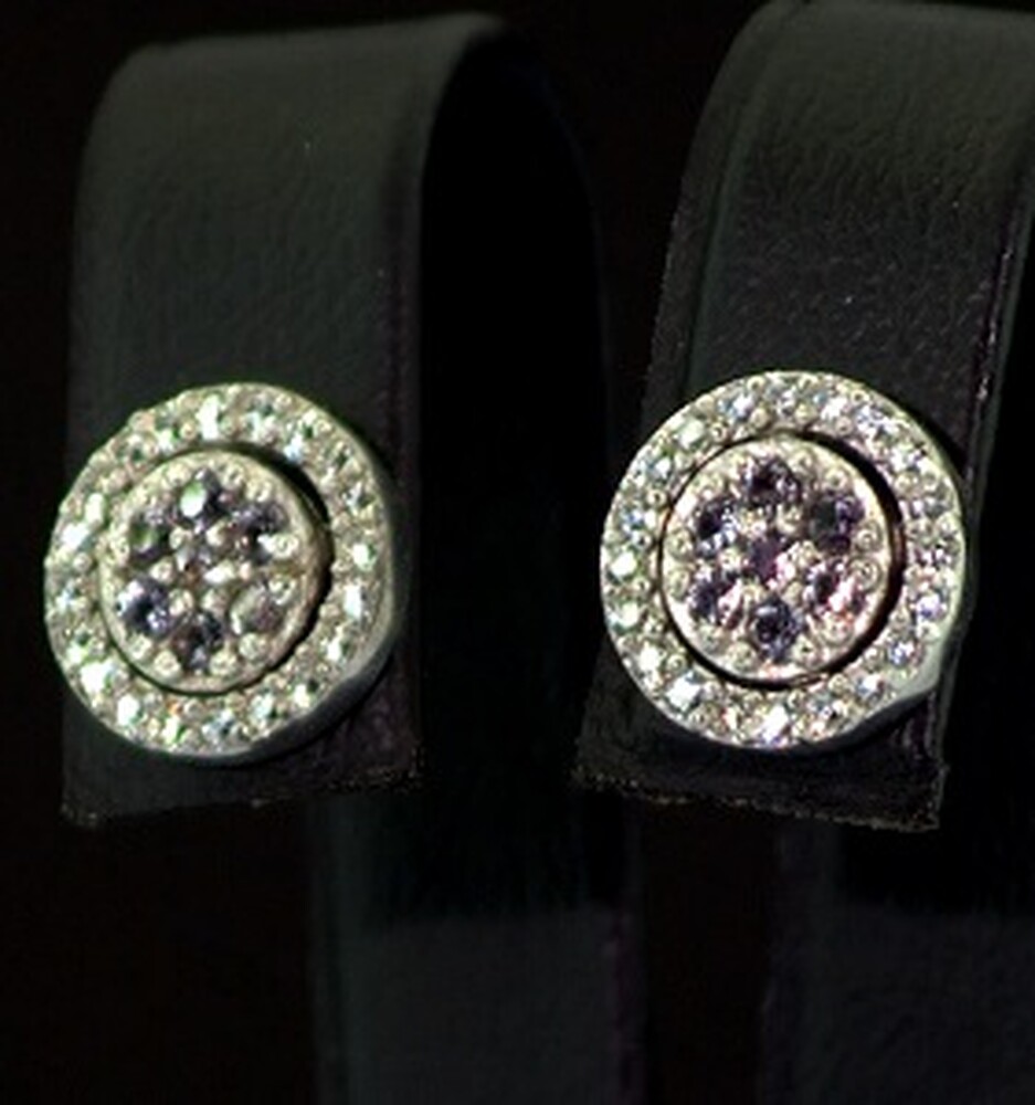 Срібні сережки 925 проби 3,74 г з Олександритами та фіанітами 0,99 карат Срібні сережки 925 проби 3,74 г з Олександритами та фіанітами 0,99 карат