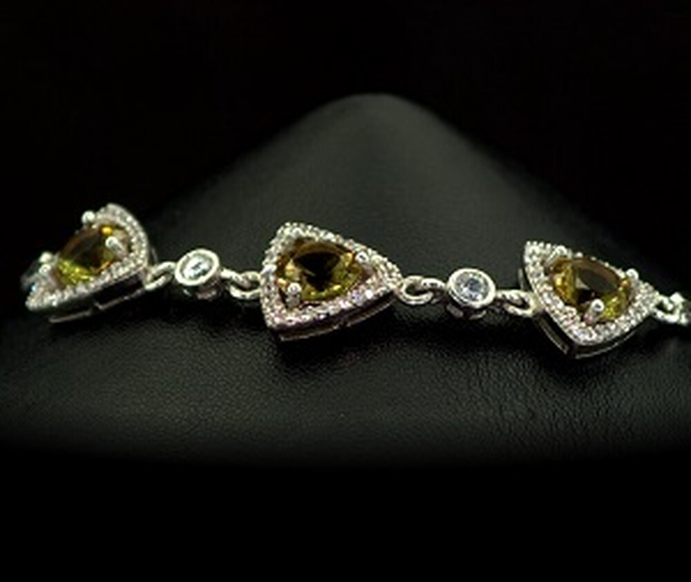 Срібний браслет 925 проби 8,82 г з турецькими Султанітами класу АААА та цирконами 3,6 карат Срібний браслет 925 проби 8,82 г з турецькими Султанітами класу АААА та цирконами 3,6 карат