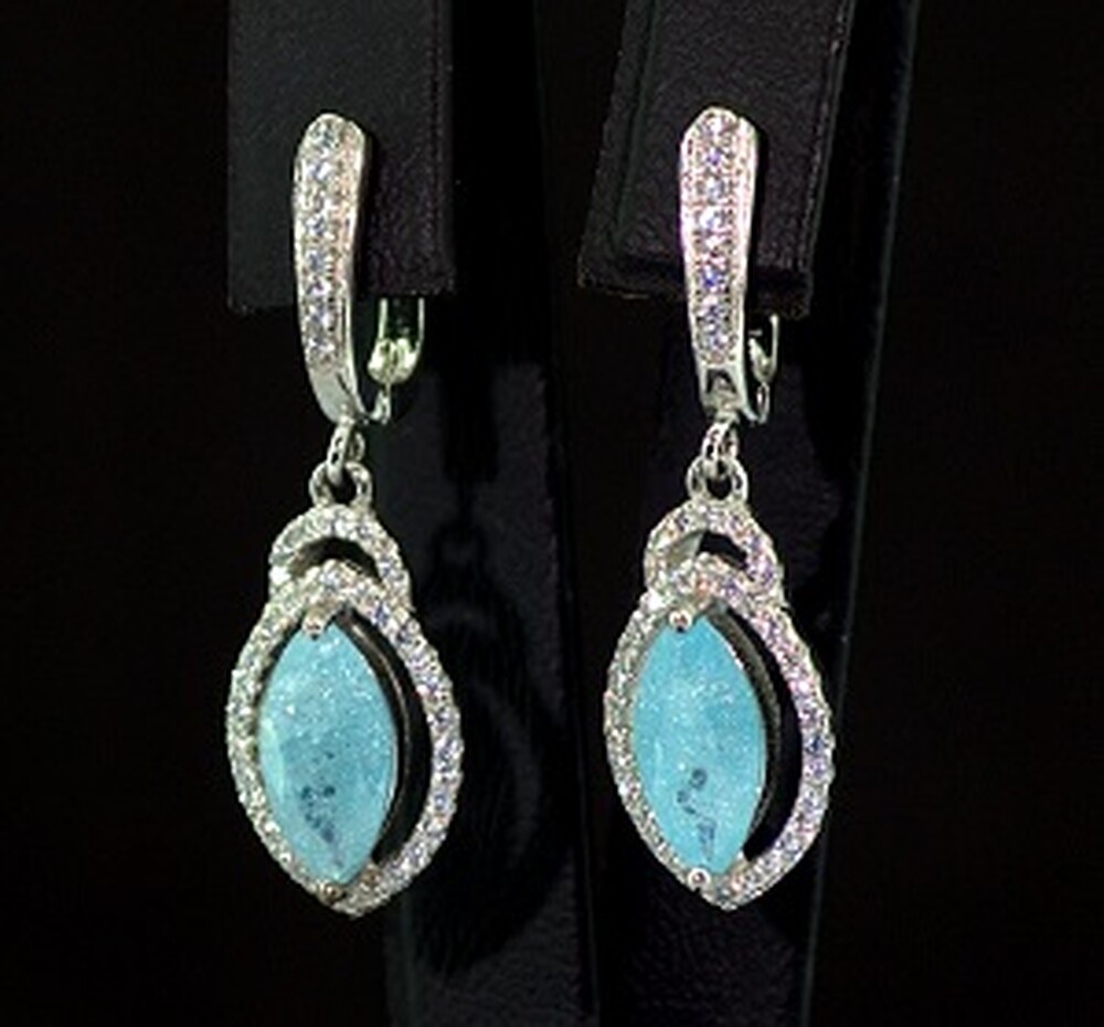 Срібні сережки 925 проби 7,02 г зі сніжними Кварцами та цирконми 7,05 карат Срібні сережки 925 проби 7,02 г зі сніжними Кварцами та цирконми 7,05 карат