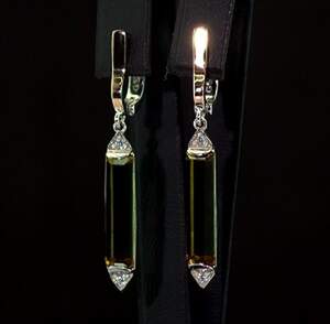 Серебряные серьги 925 пробы с позолотой 375 пробы 5,62 г с коричневими и белыми Фианитами 7,65 карат