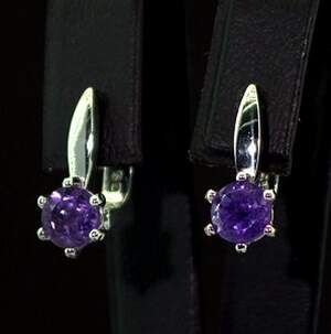 Серебряные серьги 925 пробы 3,47 г с бразильскими Аметистами 1,9 карат Серебряные серьги 925 пробы 3,47 г с бразильскими Аметистами 1,9 карат