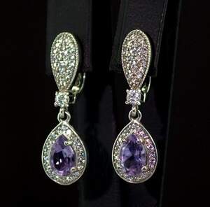 Серебряные серьги 925 пробы 7,2 г с бразильскими Аметистами и фианитами 4,17 карат Серебряные серьги 925 пробы 7,2 г с бразильскими Аметистами и фианитами 4,17 карат