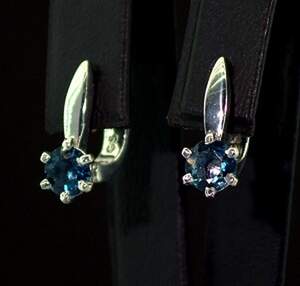 Срібні сережки 925 проби 3,34 г з Топазами Лондон Блу 2,08 карат Срібні сережки 925 проби 3,34 г з Топазами Лондон Блу 2,08 карат