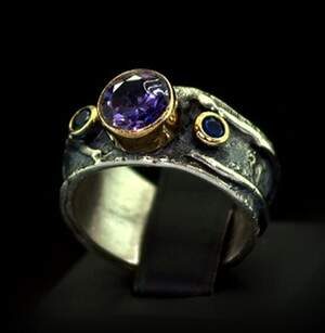 Серебряное кольцо ручної роботи 925 пробы 11,55 г с кольоровими цирконами 1,67 карат Серебряное кольцо ручної роботи 925 пробы 11,55 г с кольоровими цирконами 1,67 карат