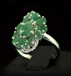 Срібна каблучка 925 проби 4,34 г з бразильськими Смарагдами класу АААА та цирконами 3,05 карат Срібна каблучка 925 проби 4,34 г з бразильськими Смарагдами класу АААА та цирконами 3,05 карат